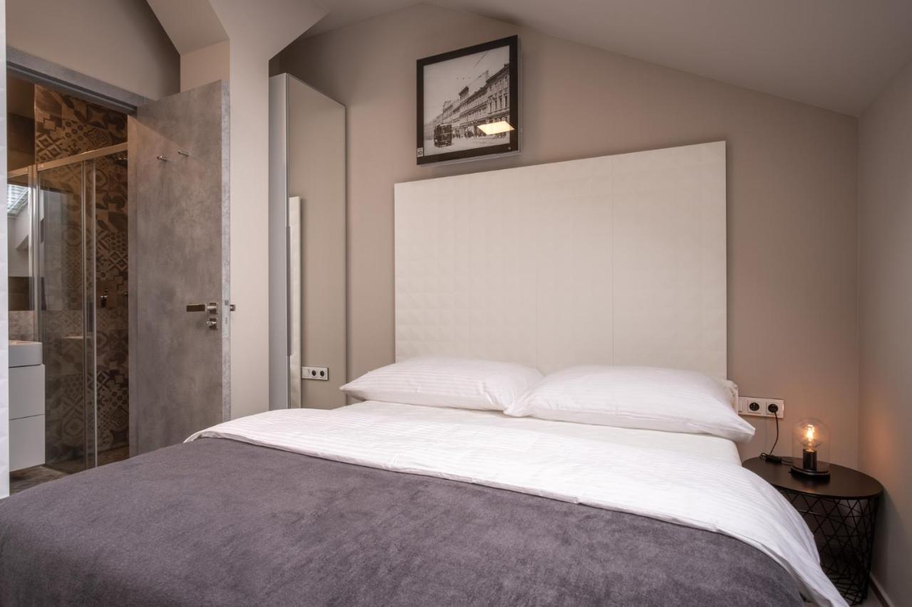 Apart Otel Rimska 14